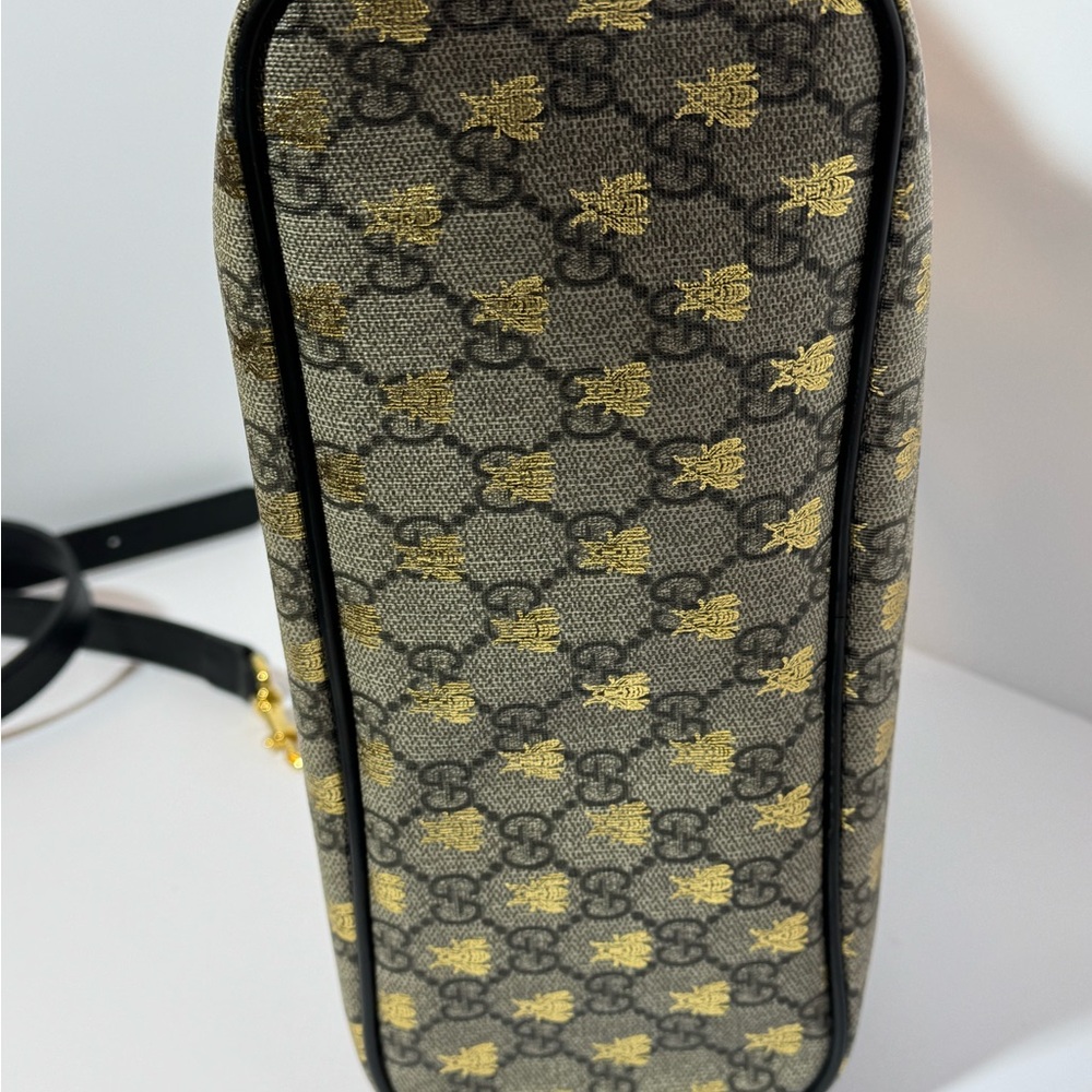 Gucci Black and Gold Women's Tote Bag - Picture 6 of 10